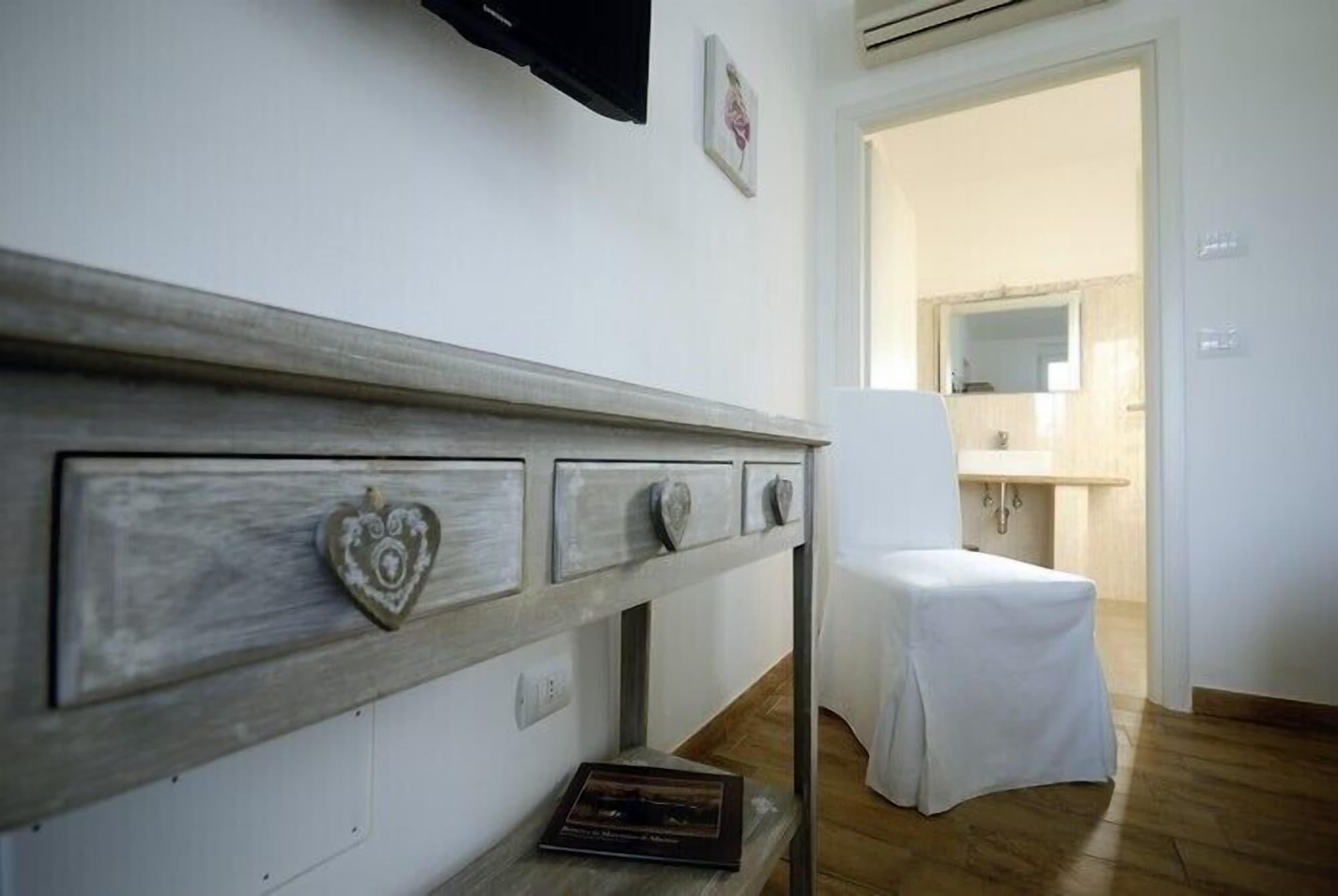 Hotel Pietriccio Rosso La Campigliola Esterno foto
